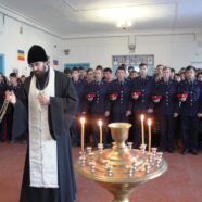 В Тацинском казачьем техникуме состоялась панихида о казаках безвинно убиенных в годы лихолетия